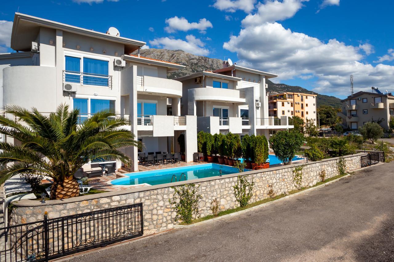 Royal Villas Dobra Voda Exteriör bild
